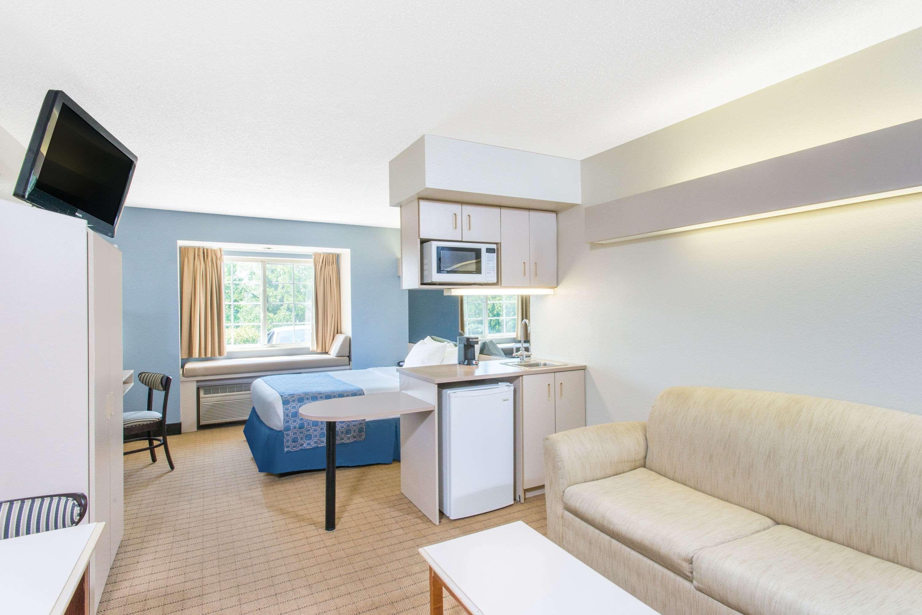 Microtel Inn & Suites By Wyndham Сенека-Фоллз Экстерьер фото