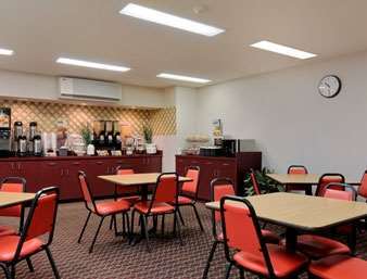 Microtel Inn & Suites By Wyndham Сенека-Фоллз Ресторан фото